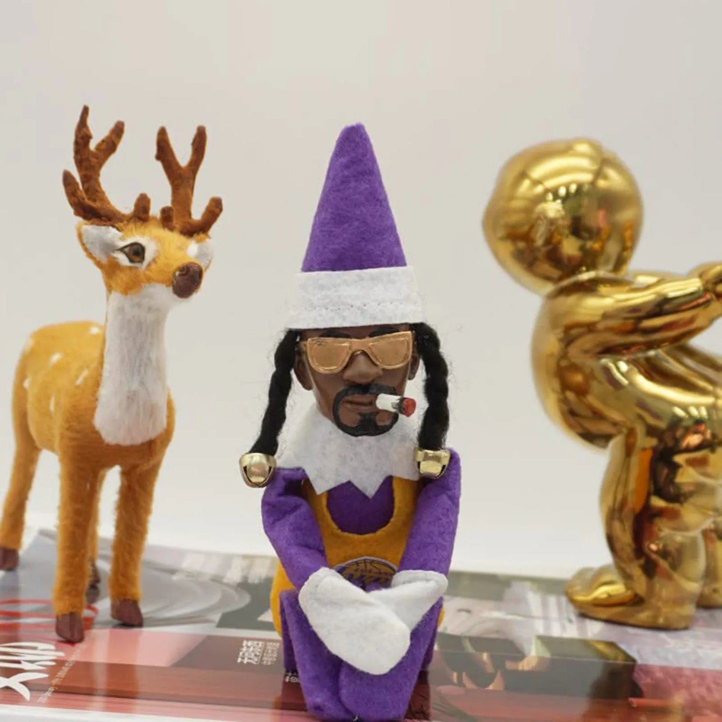 Snoop the Elf